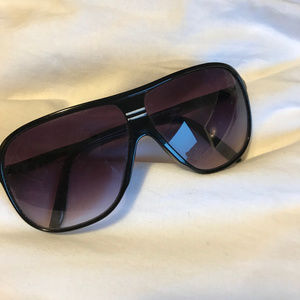 Oversized Black Sunglasses